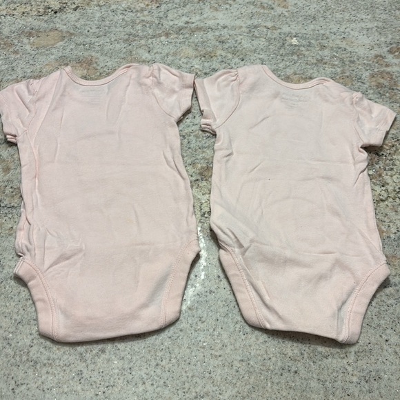 10/$30 Bundles Cotton Onesies - Picture 4 of 8
